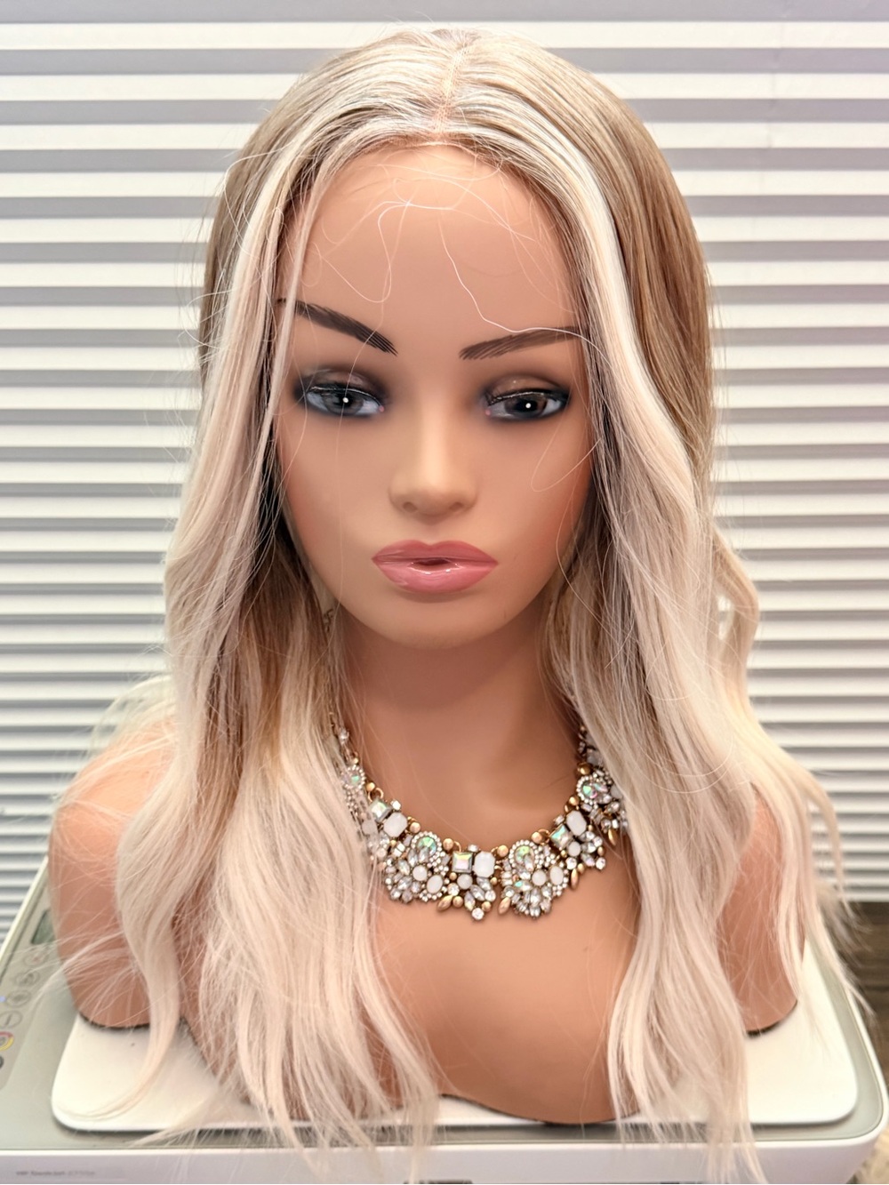 Blonde Ombre Long Wavy Lace Front Wig - Natural Blonde